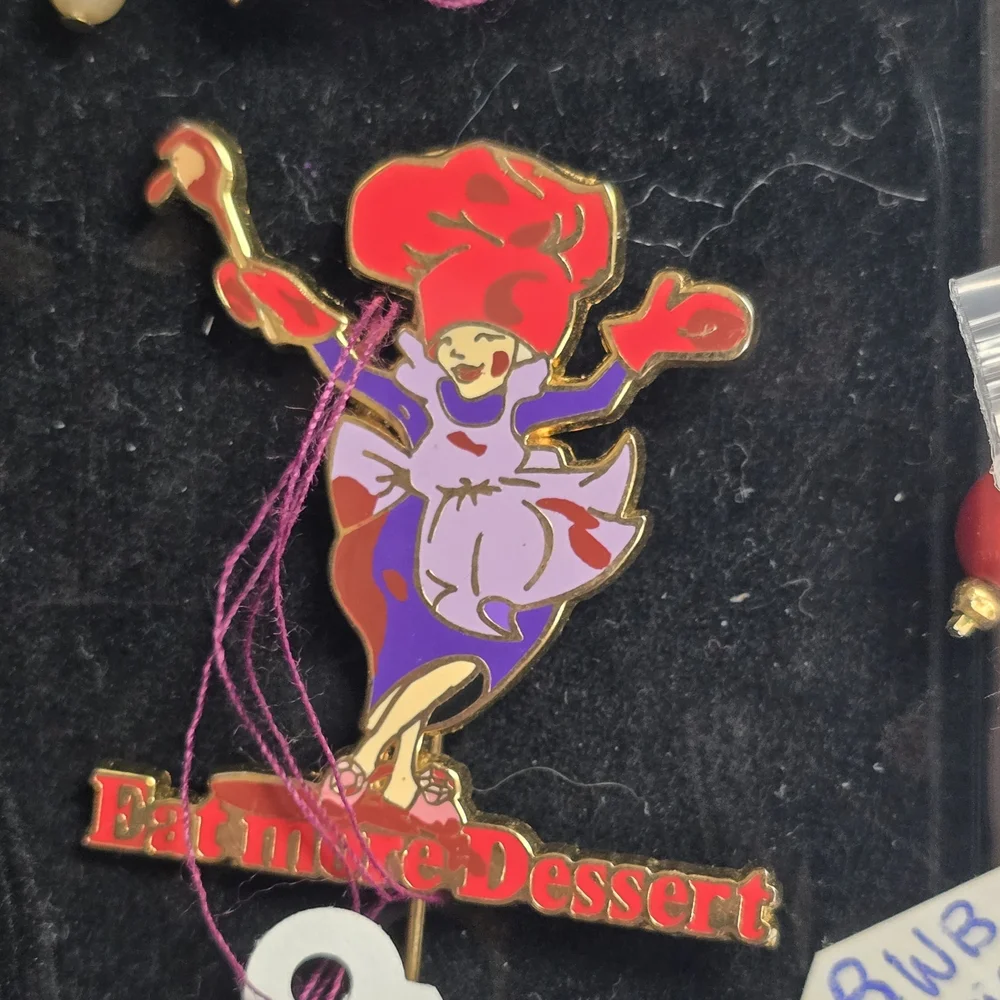 Elegant Red and Purple Lady Brooch - Picture 2 of 2